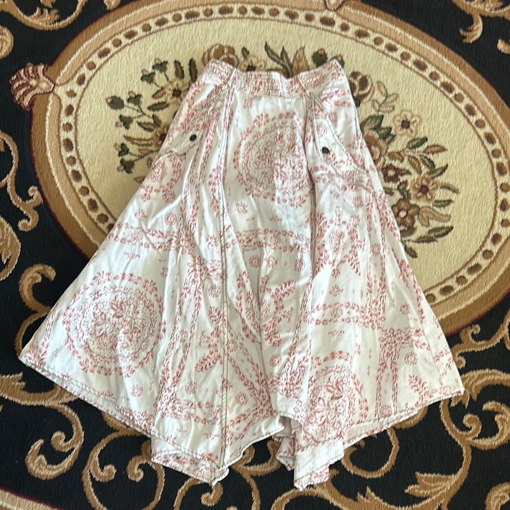 XS pilcro western theme long skirt.